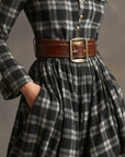 Retro Etnische Maxi Jurk met Kraag en Roodbruin Ruitpatroon