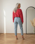 Mom Blue Jeans - Klassieke Hoge Taille Mom Fit in Washing Blue — back view