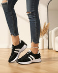 Alina | Lichte en Comfortabele Sneakers voor Optimale Ondersteuning — Zwart