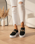 Maria - Elegante Schoenen met Decoratieve Metalen Ketting — Zwart