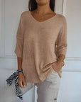 Mika - Chic Relaxed Elegance Top