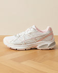 Trendy Sneaker - Roze/Wit met Zilver Accent — back view