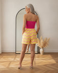 Tropical Short van Zachte Mousseline - Geel met Roze Print — back view