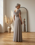Elegante Maxi Jurk met Drapering — back view