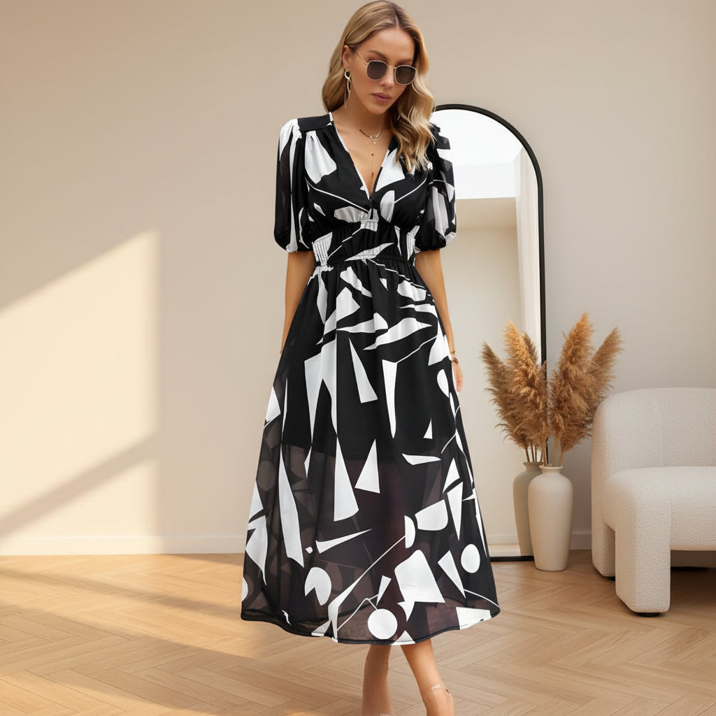 Violet | Elegante V-Hals Jurk voor Dames — Zwart
