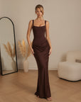ARIA | Hourglass Maxi Jurk — Mokka