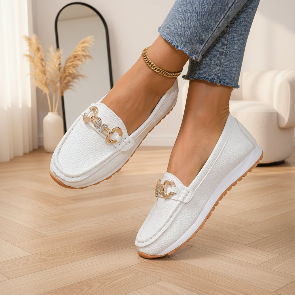 Comfortabele Platte Instappers - Elegante Loafers voor Dames — Wit